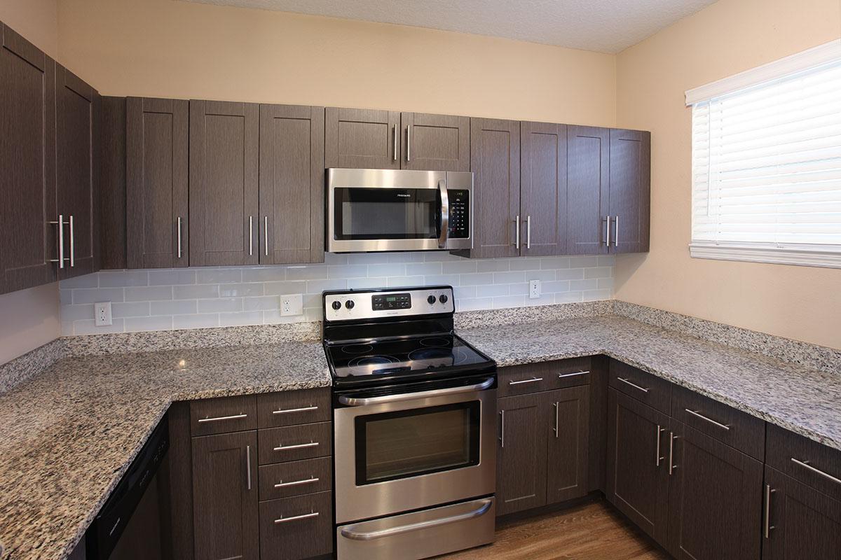 Fountain Lake Bradenton Image 35