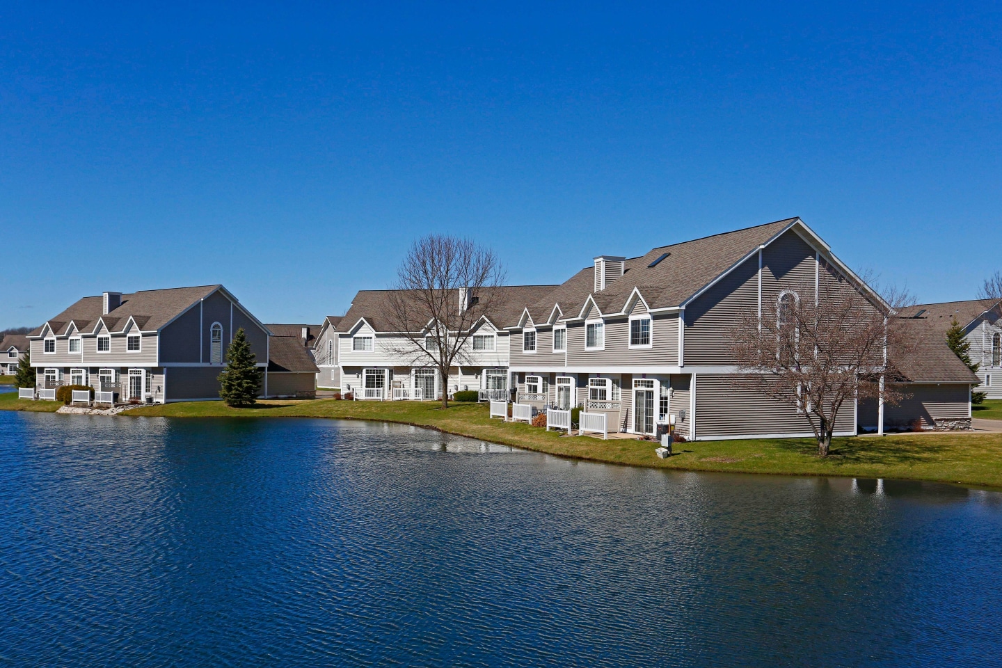 Avalon Cove Image 1