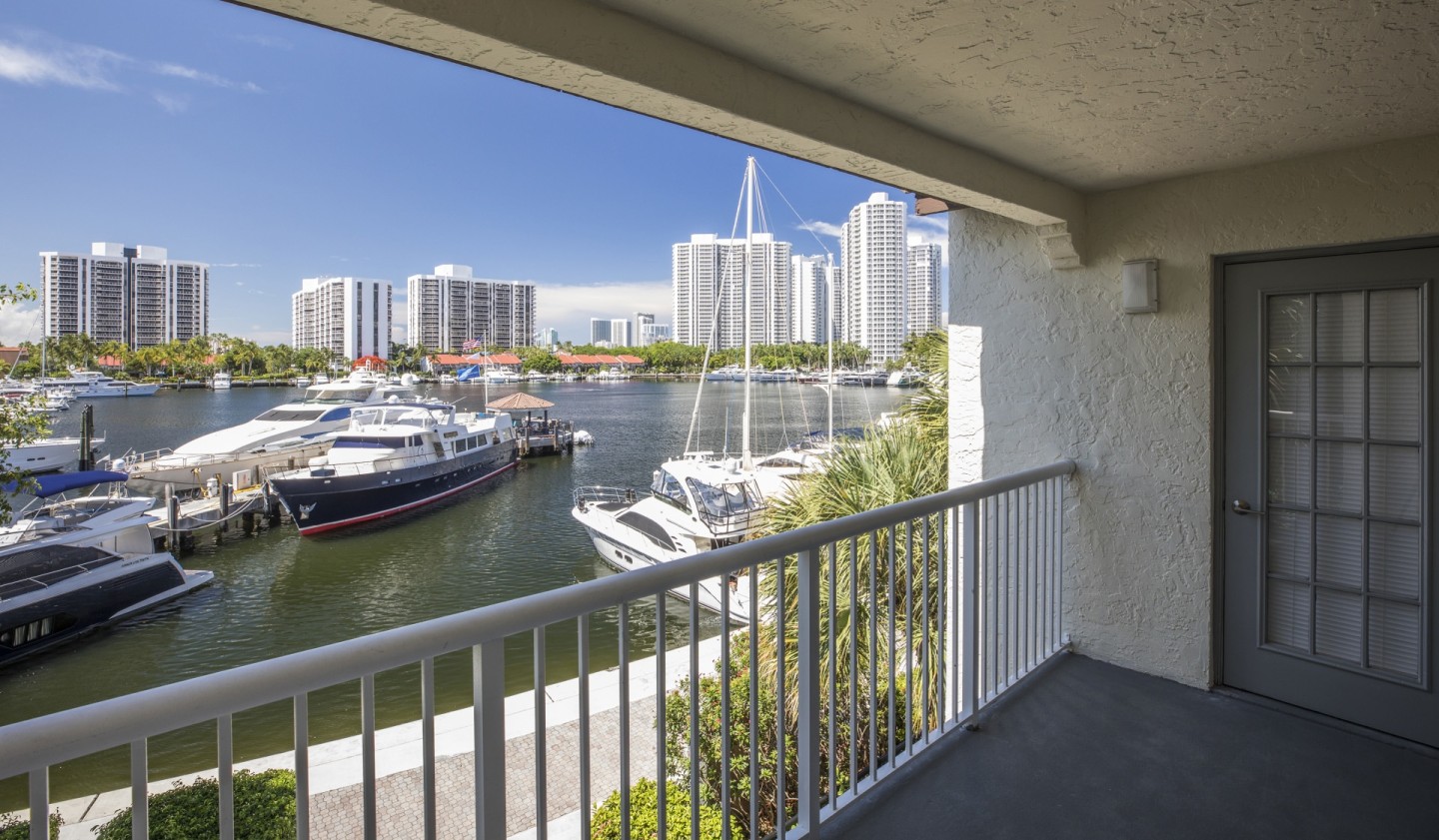 Waterways Village Apartments Image 19