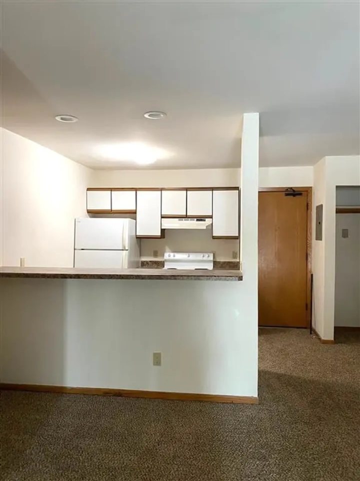 Summit Hill Apartments Image 13