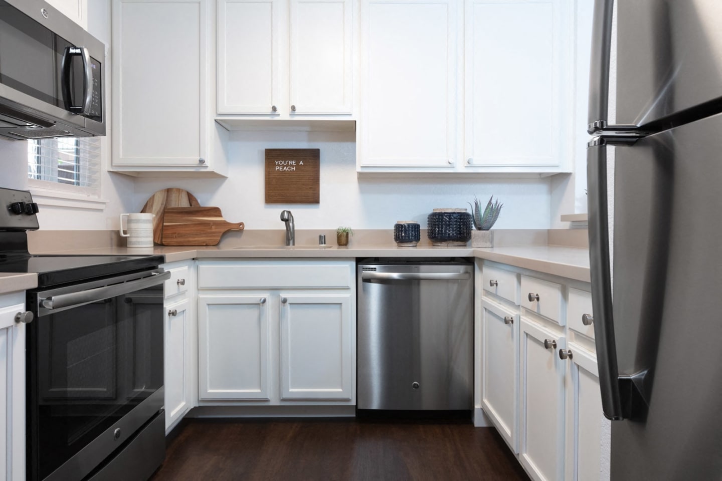 GROVE Apartments Image 33