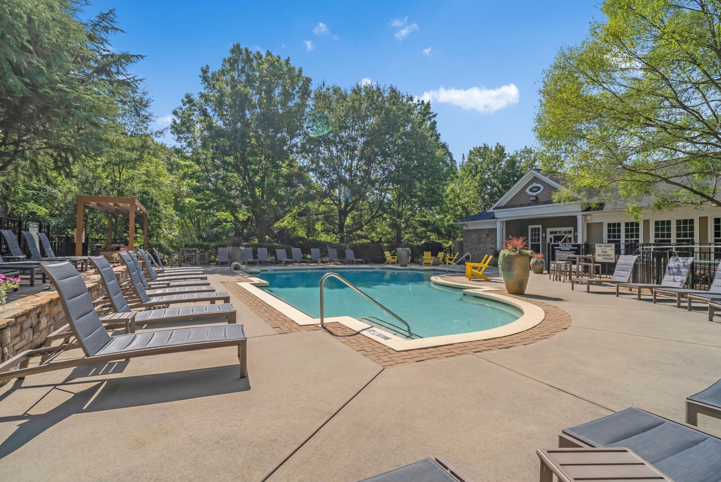Reserve at Lenox Park Apartments Image 43