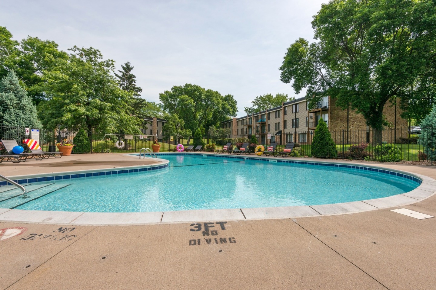 Windsor South Apartments Image 15