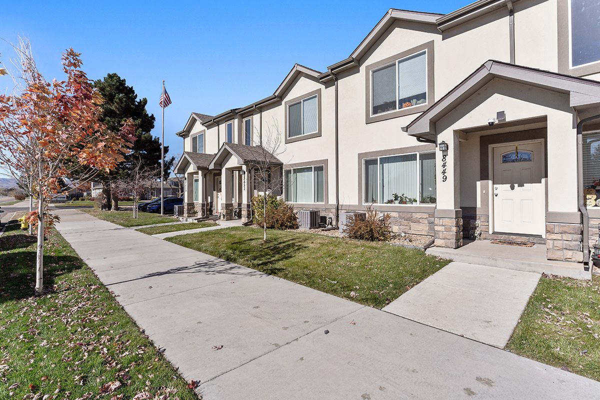 Carr Townhomes Image 2