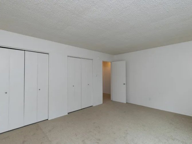 Chateau Hills Image 7