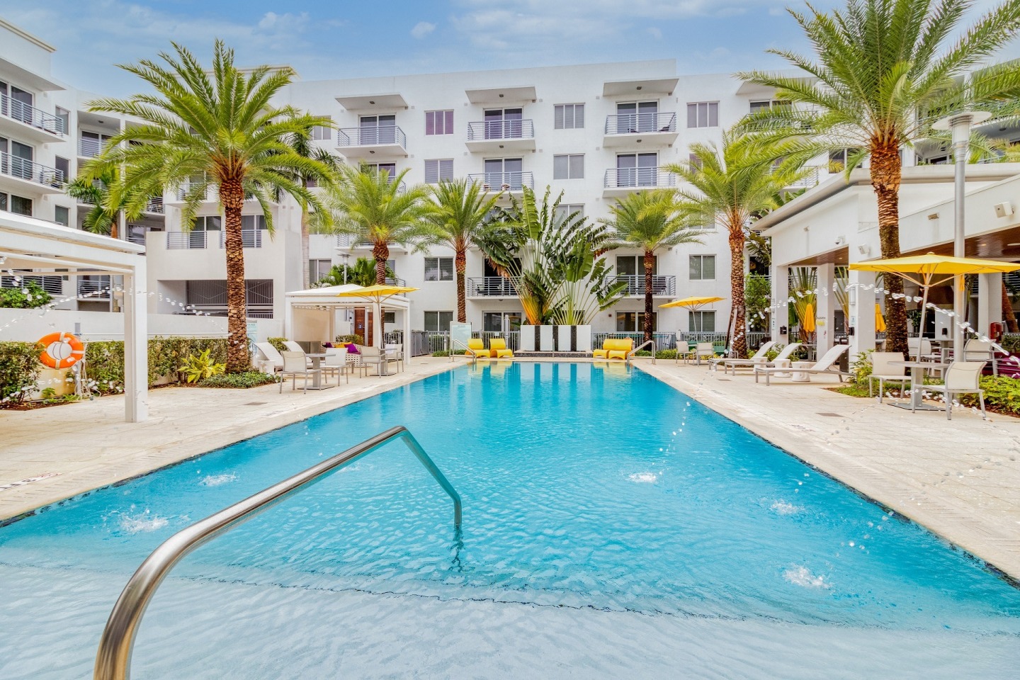 Windsor at Pembroke Gardens Image 18