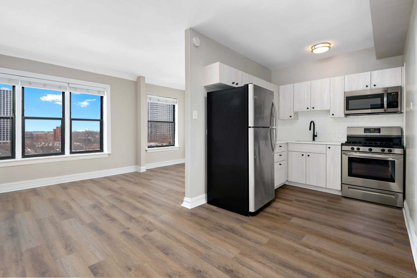 Reside on Clarendon Image 12