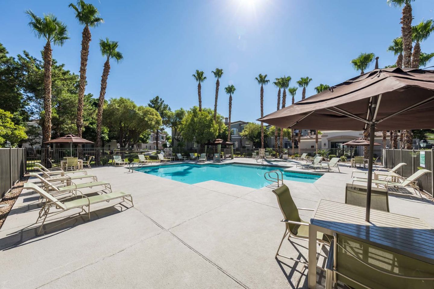 Parkside Villas Image 1