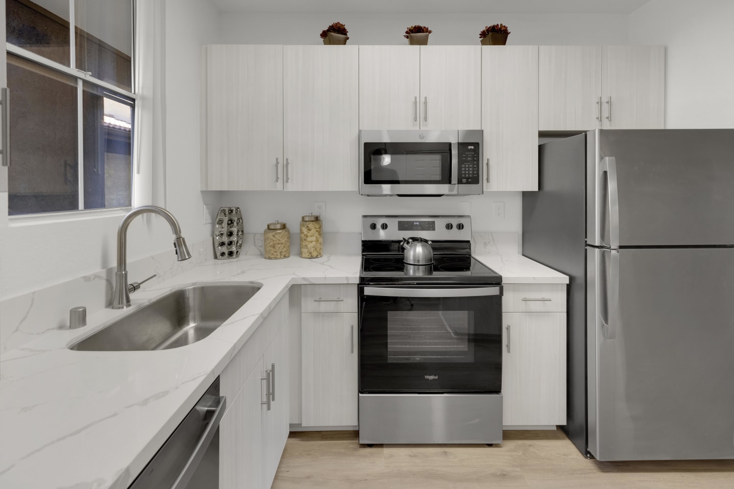 Legacy Apartment Homes Image 1