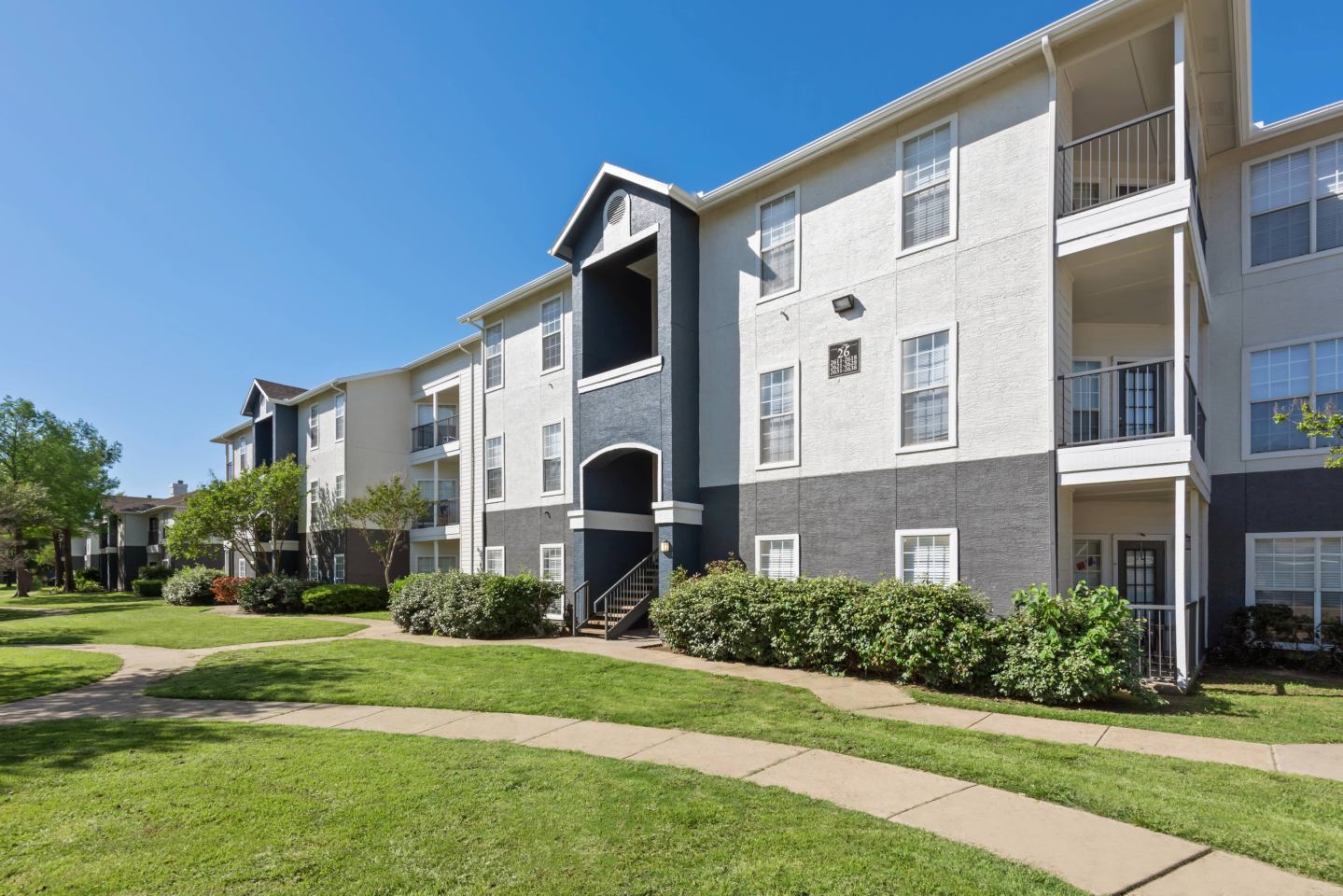Oak Forest Image 16