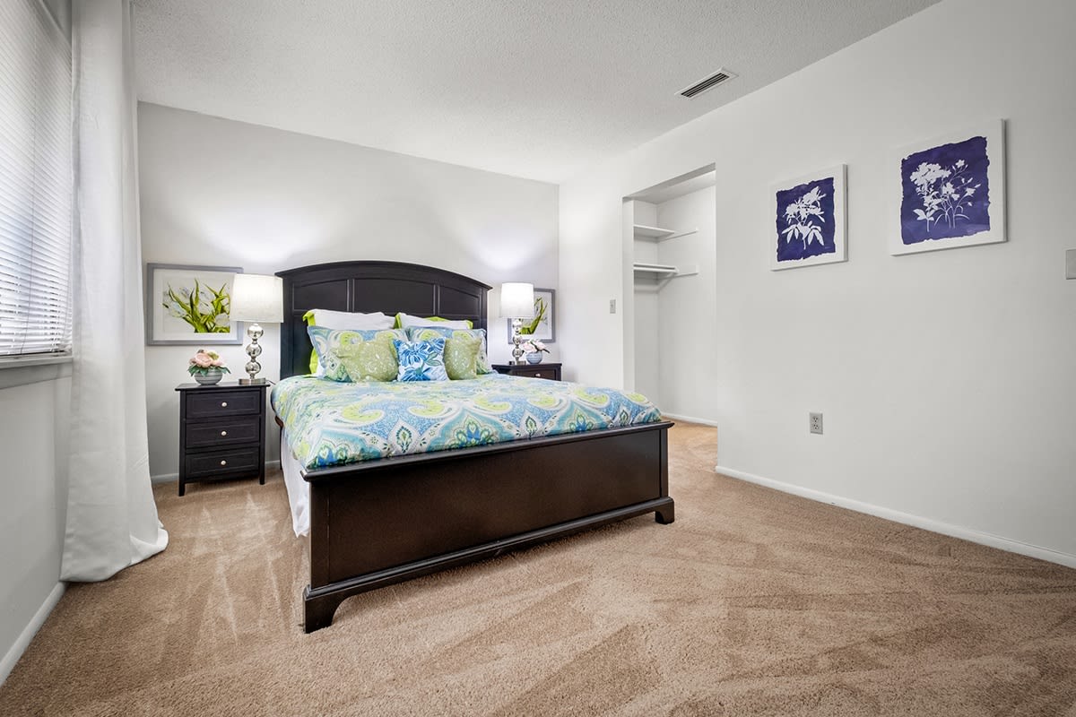 Woodlake Park Apartments Image 29