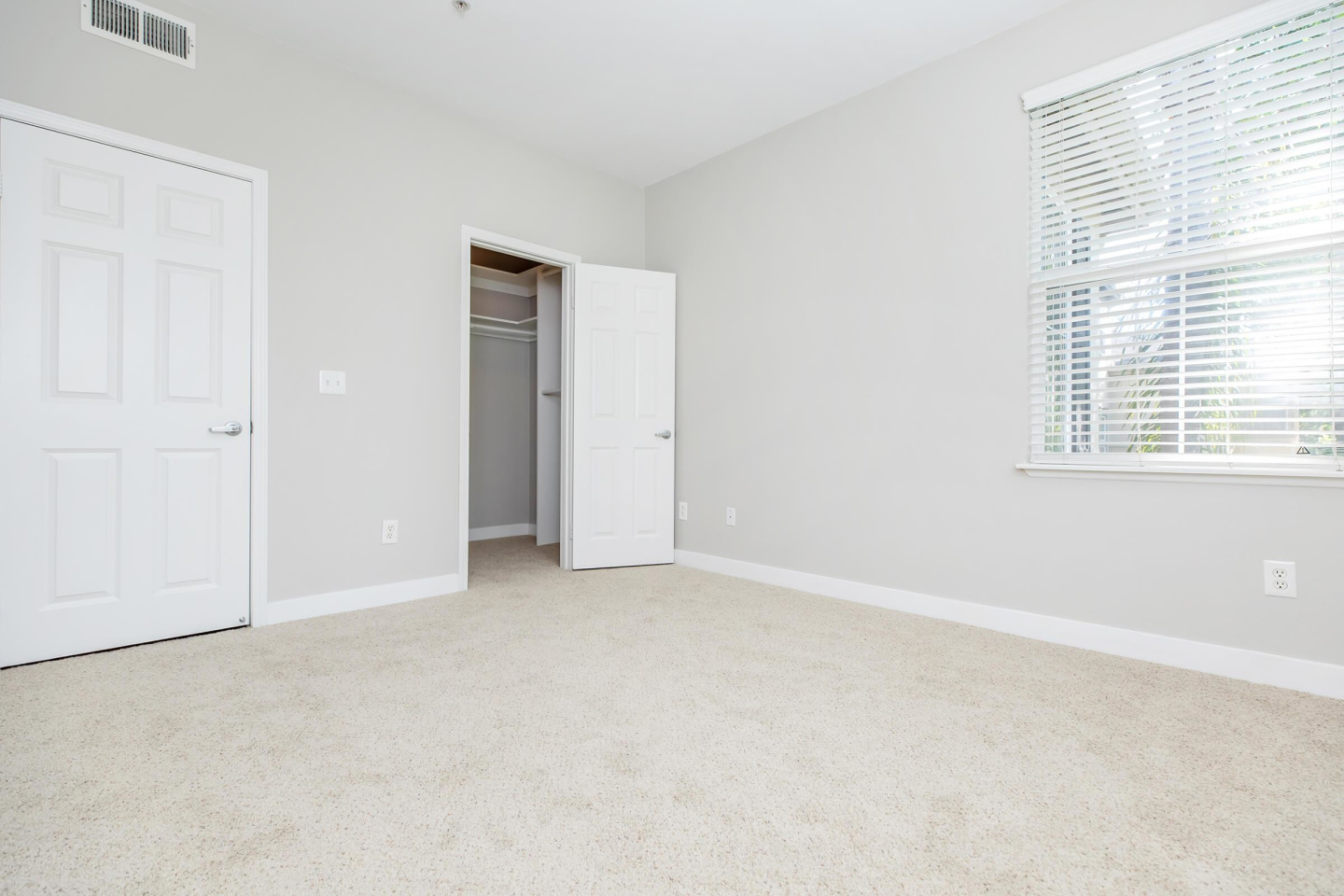Bellecour Way Apartment Homes Image 15