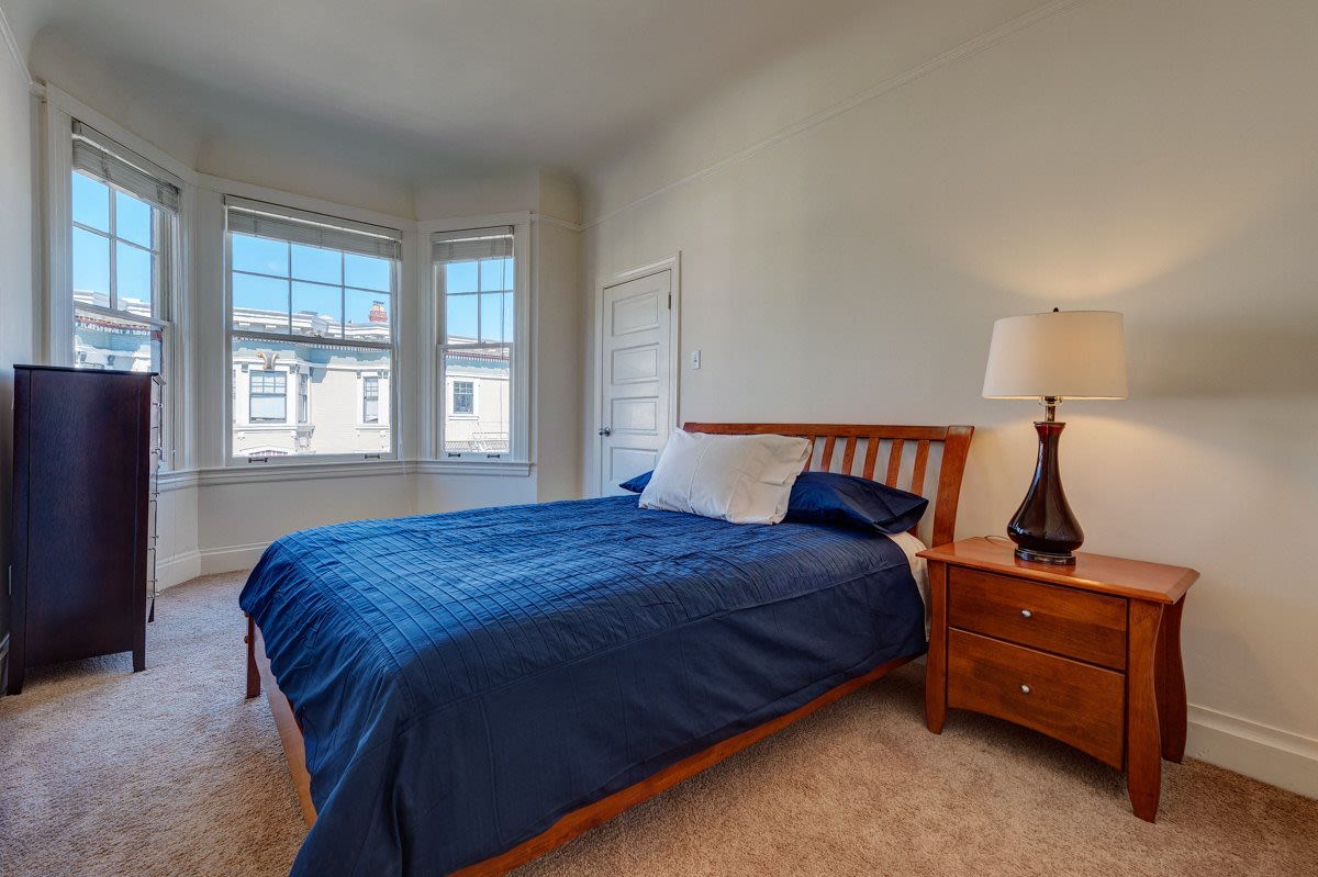Richelieu Suites - Furnished Short-Term Rental Image 10