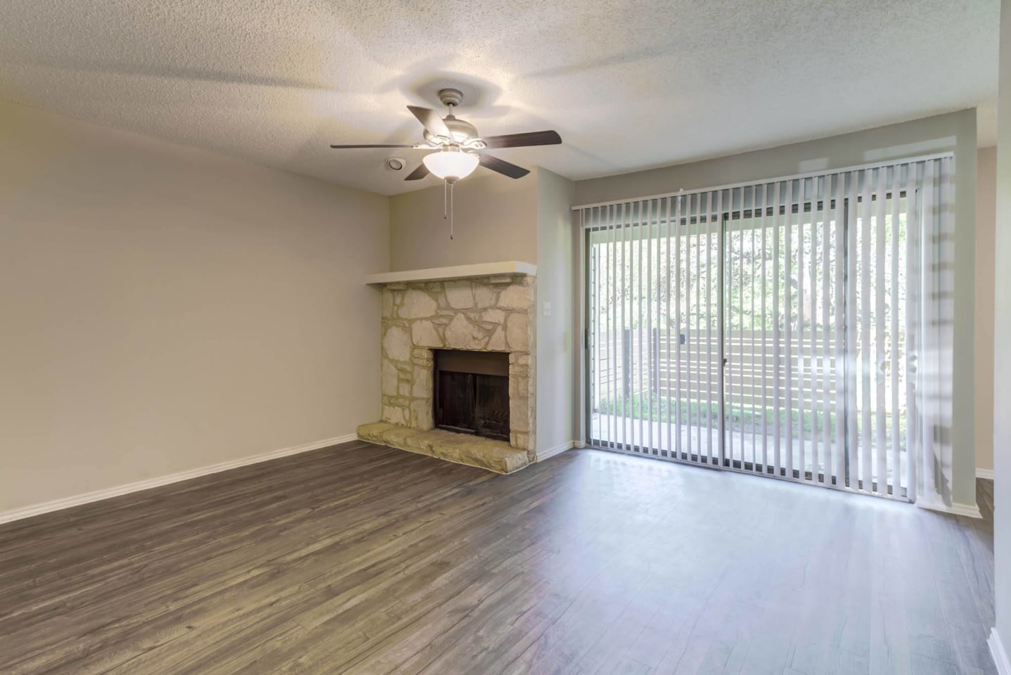 Turtle Creek Vista Apartments Image 9