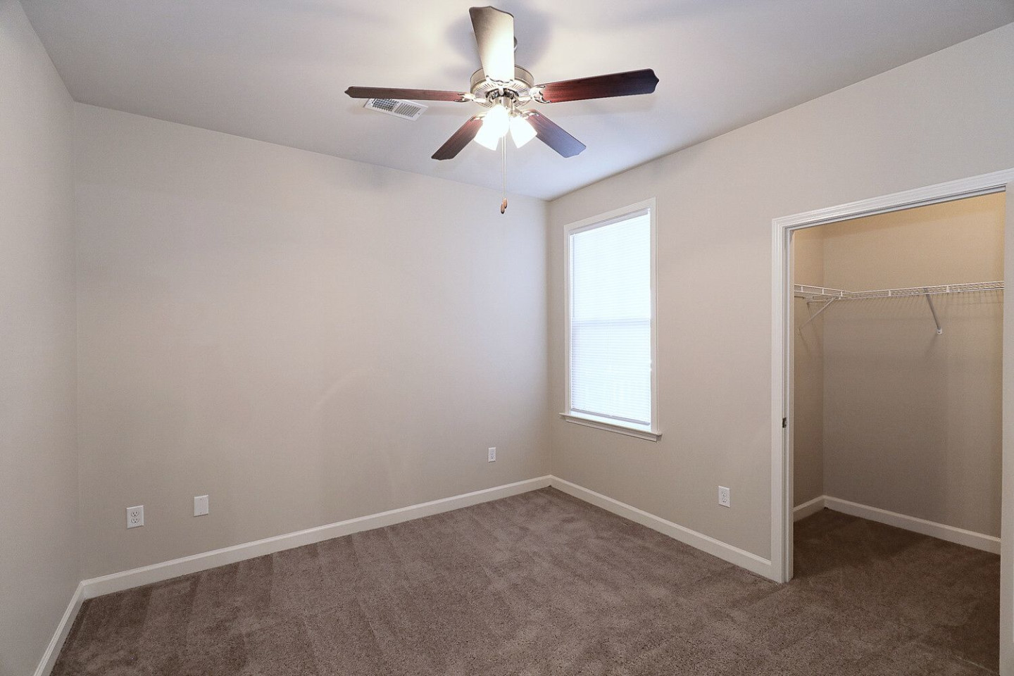 The Astoria Apartment Homes Image 22