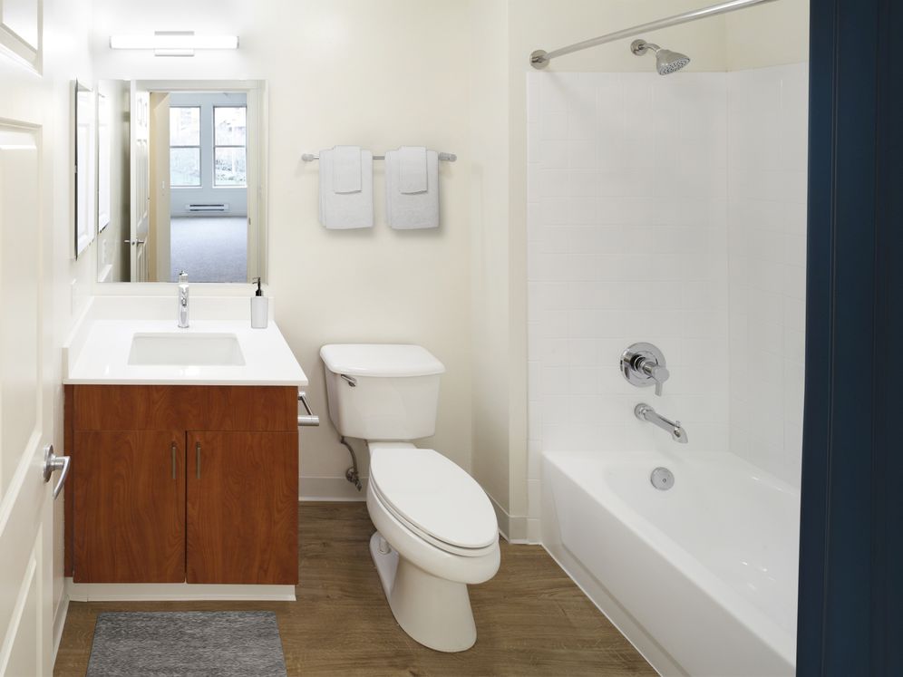 Avalon Bellevue Image 7