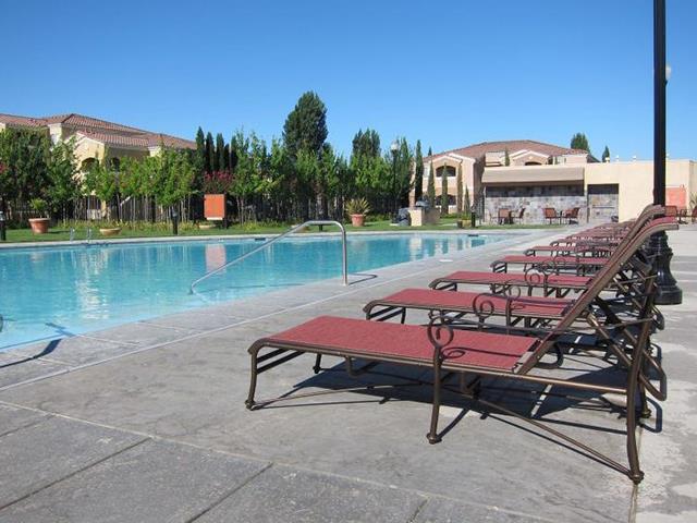 Siena Villas Apartments Image 8