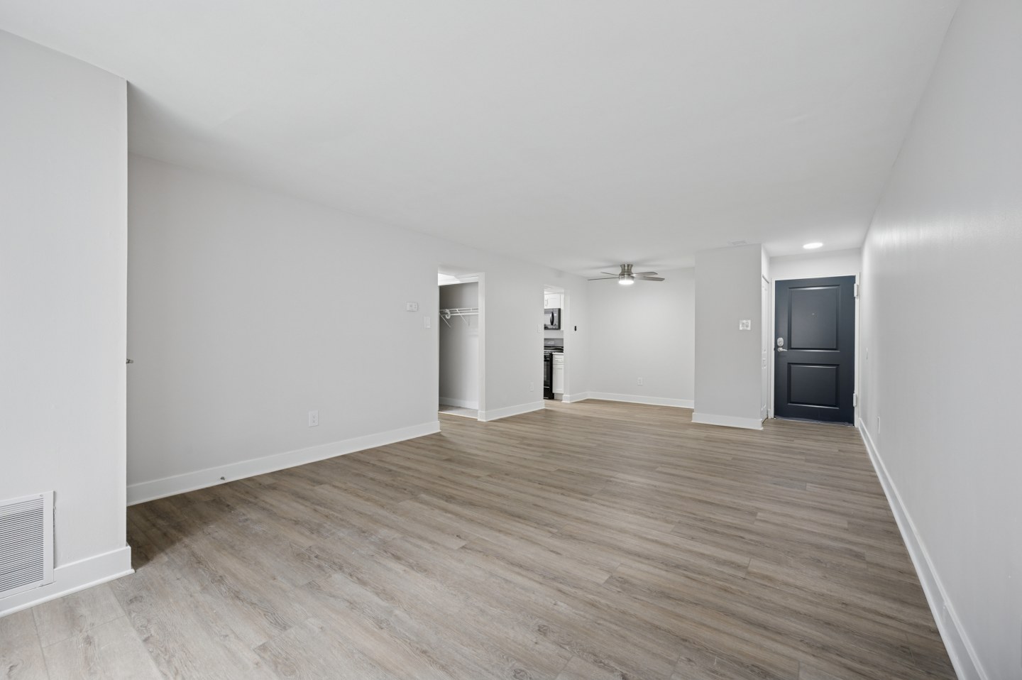 7400 Roosevelt Image 2