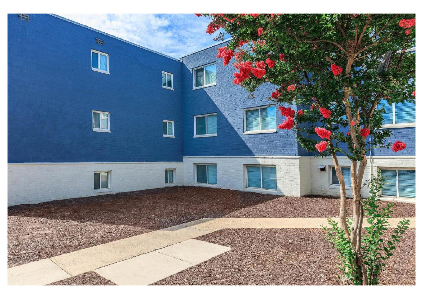 Regency Court Apartments Image 7