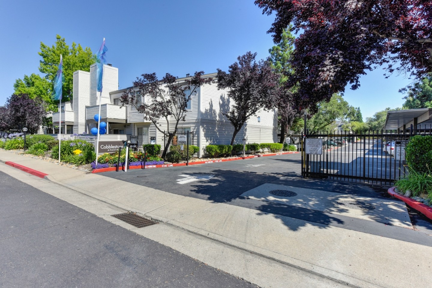Cobblestone Creek Image 24