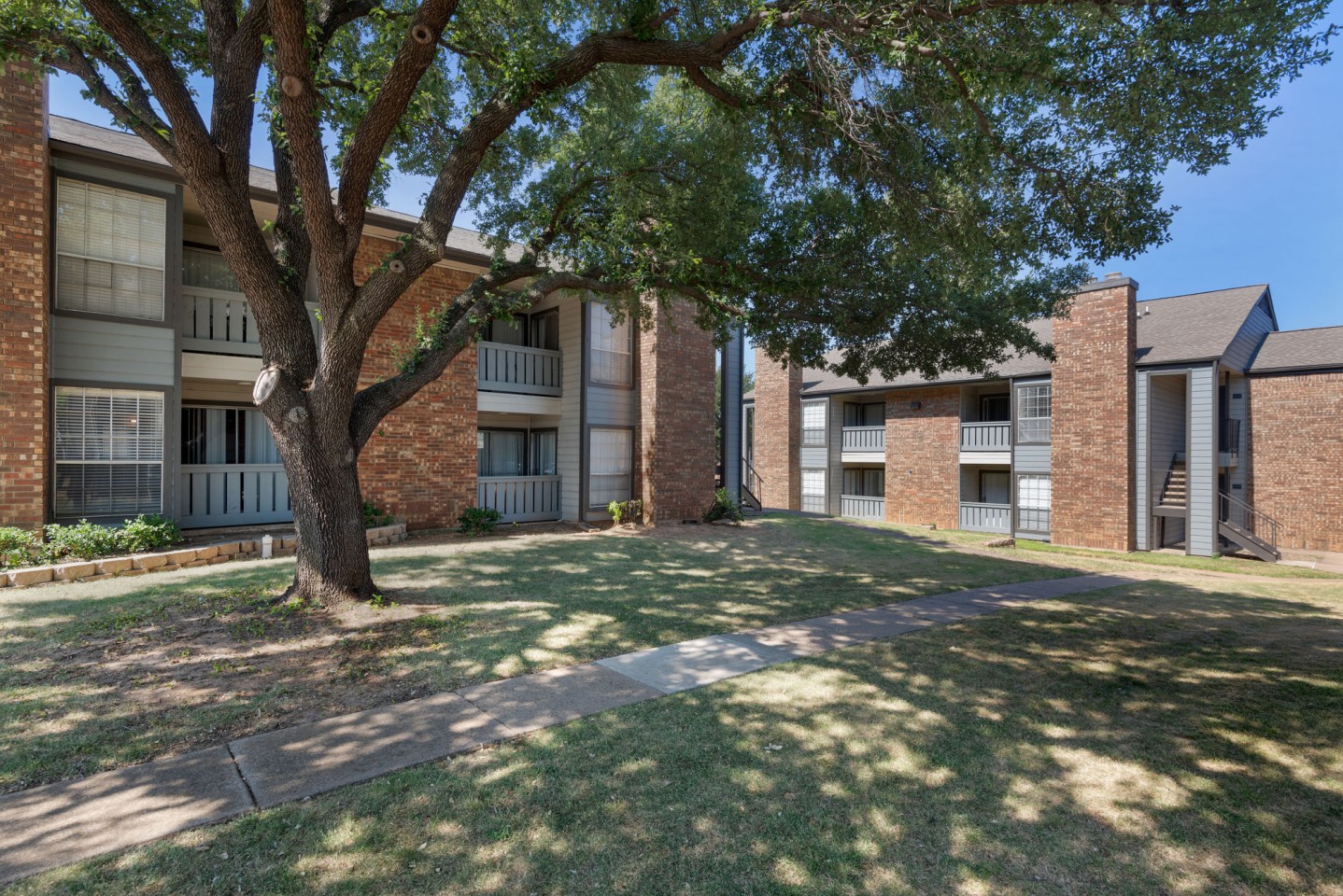 Crossroads at Arlington Apartments Image 22