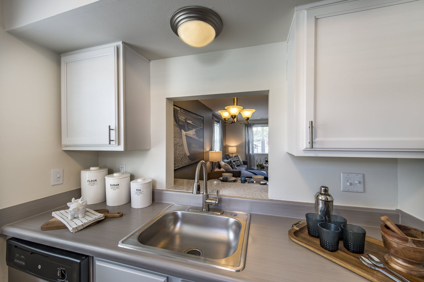 Halstead Beverly Townhomes Image 16