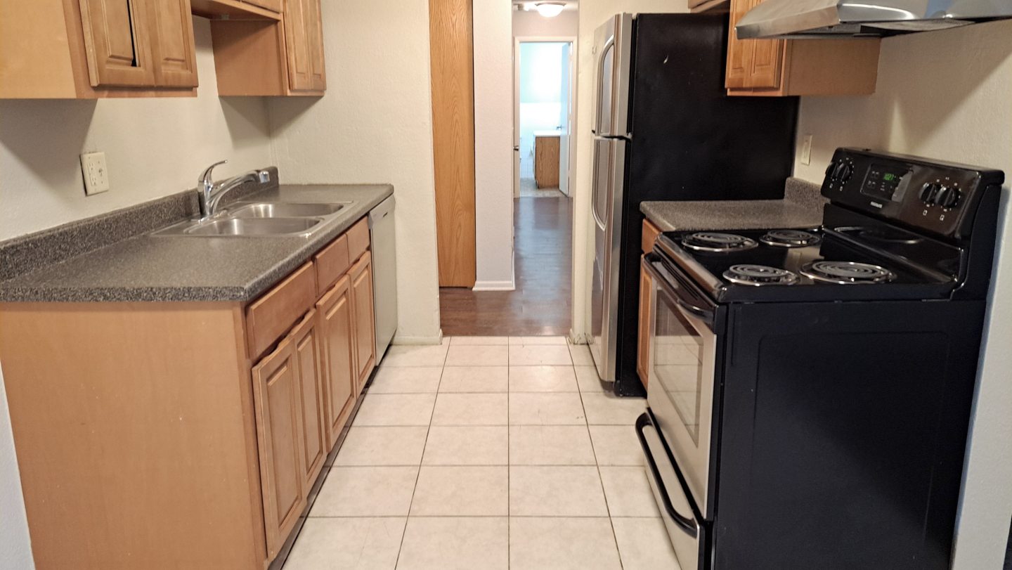 Beard Ave Apartments Image 8