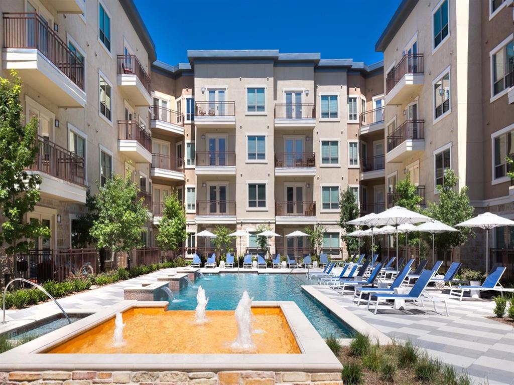 Fountain Pointe Las Colinas Image 27