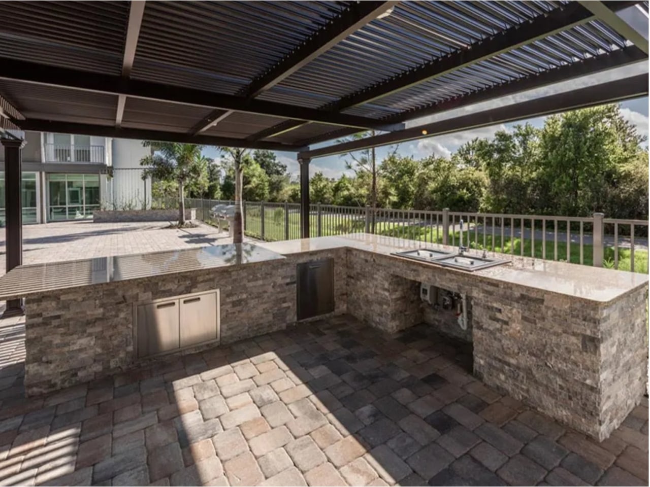 Icaria on Pinellas Image 31