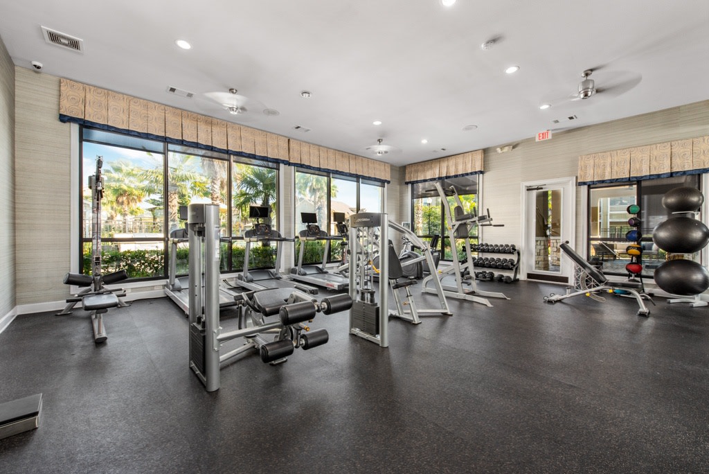 Avenues at Tuscan Lakes Image 12