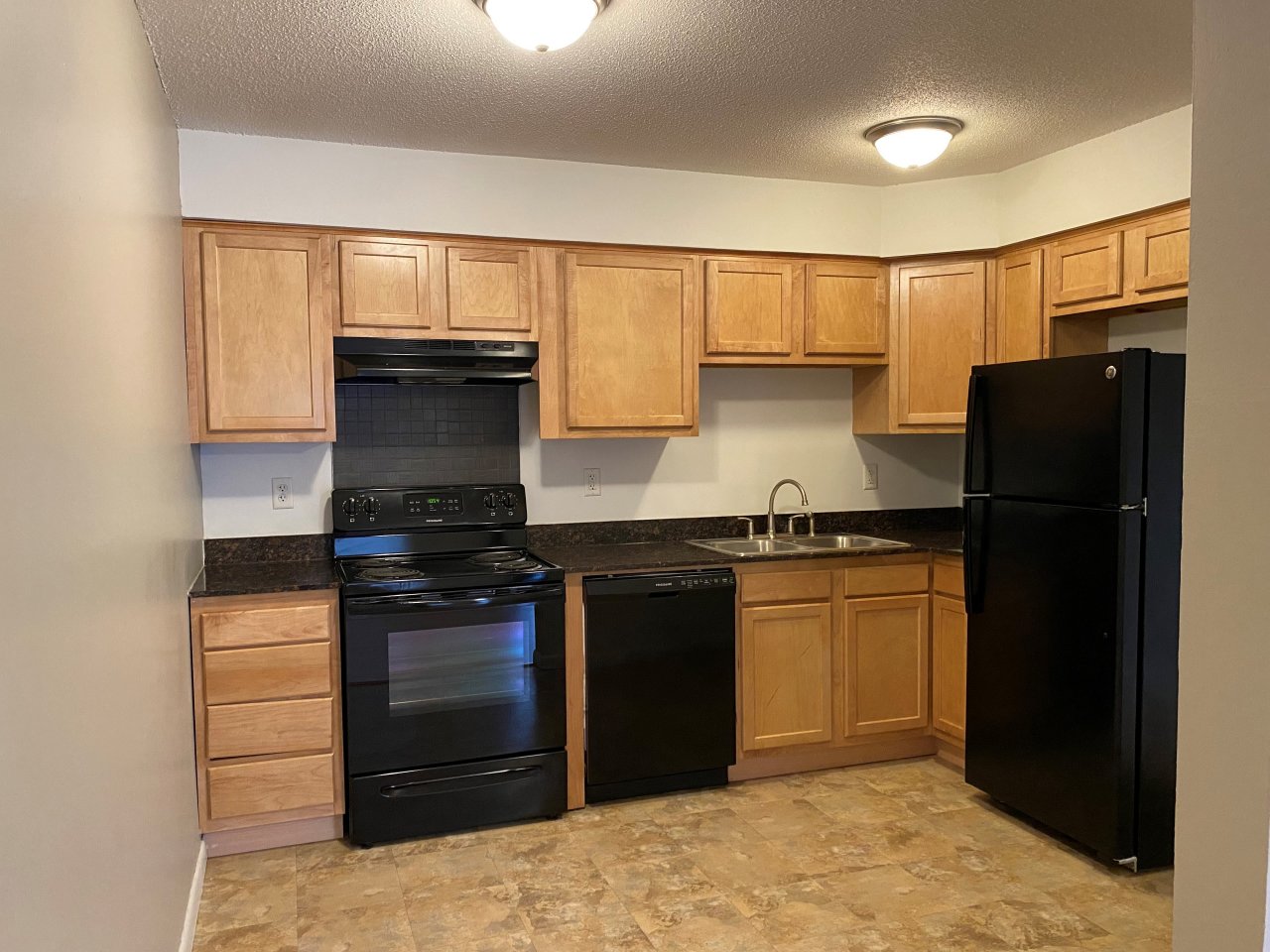 2740 Pleasant Avenue S Image 7