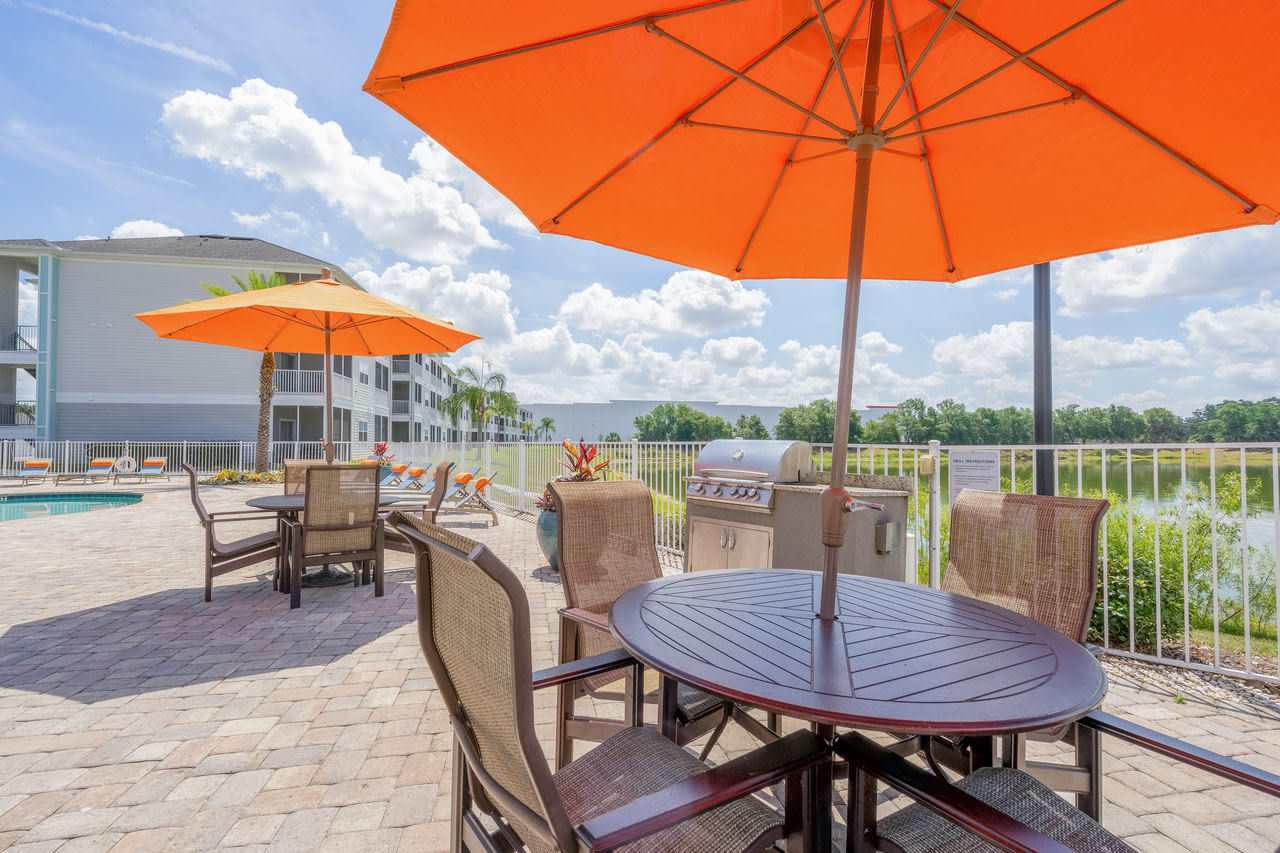Century Lakehouse Image 7
