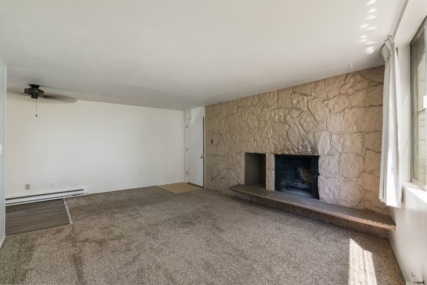 Dolphin Apartments Image 4
