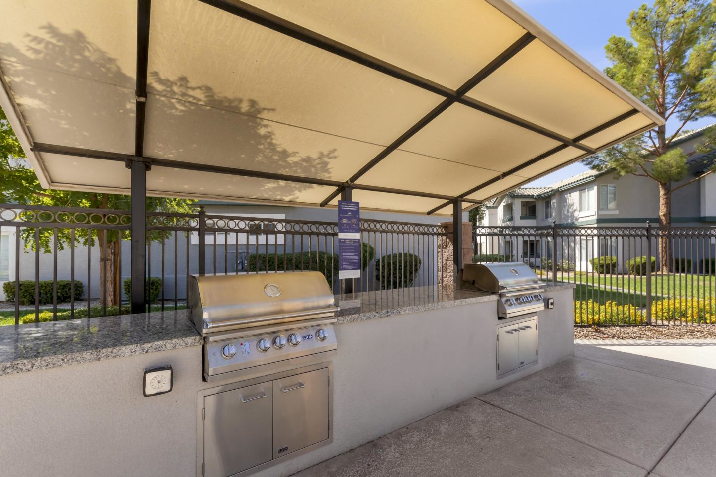 South Valley Ranch Apartments Image 6