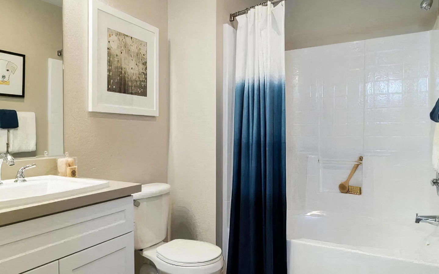 Amerige Pointe Image 1