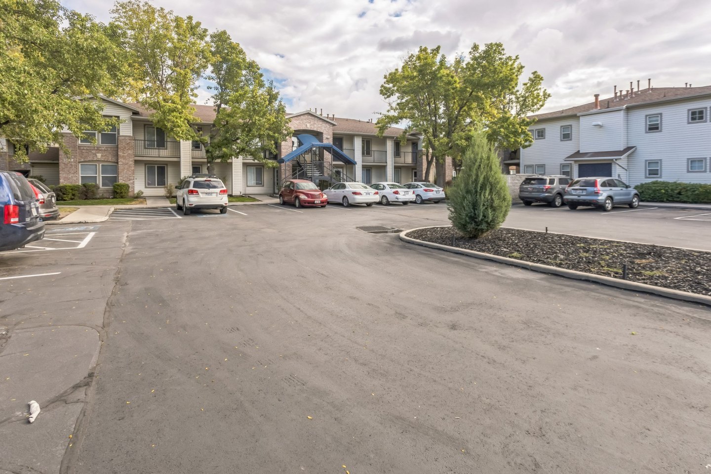 Harmony Gardens Senior Housing Image 33
