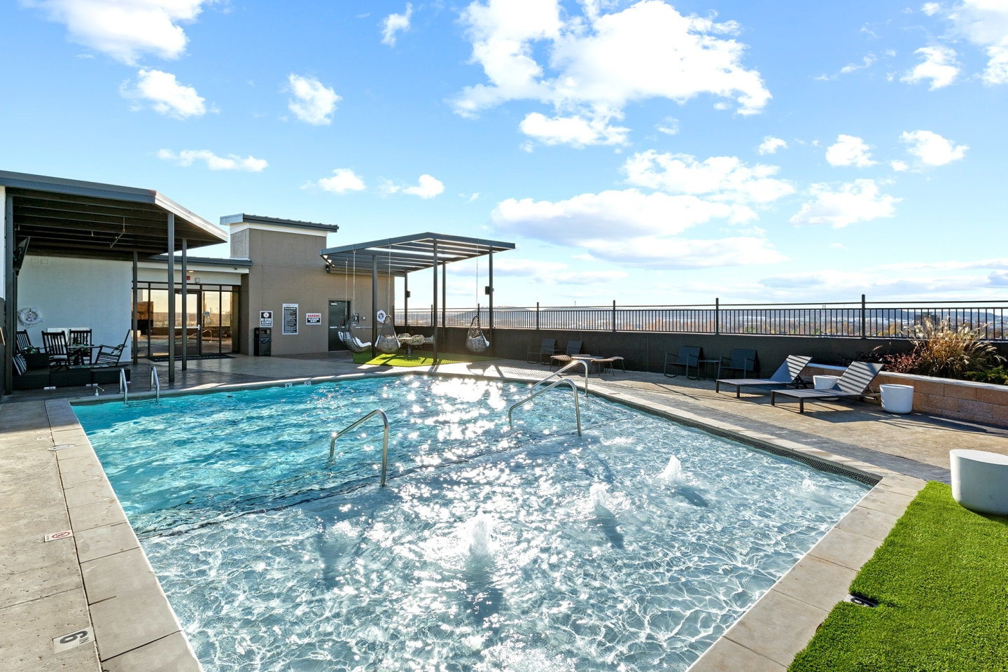 The Cosmopolitan Image 7