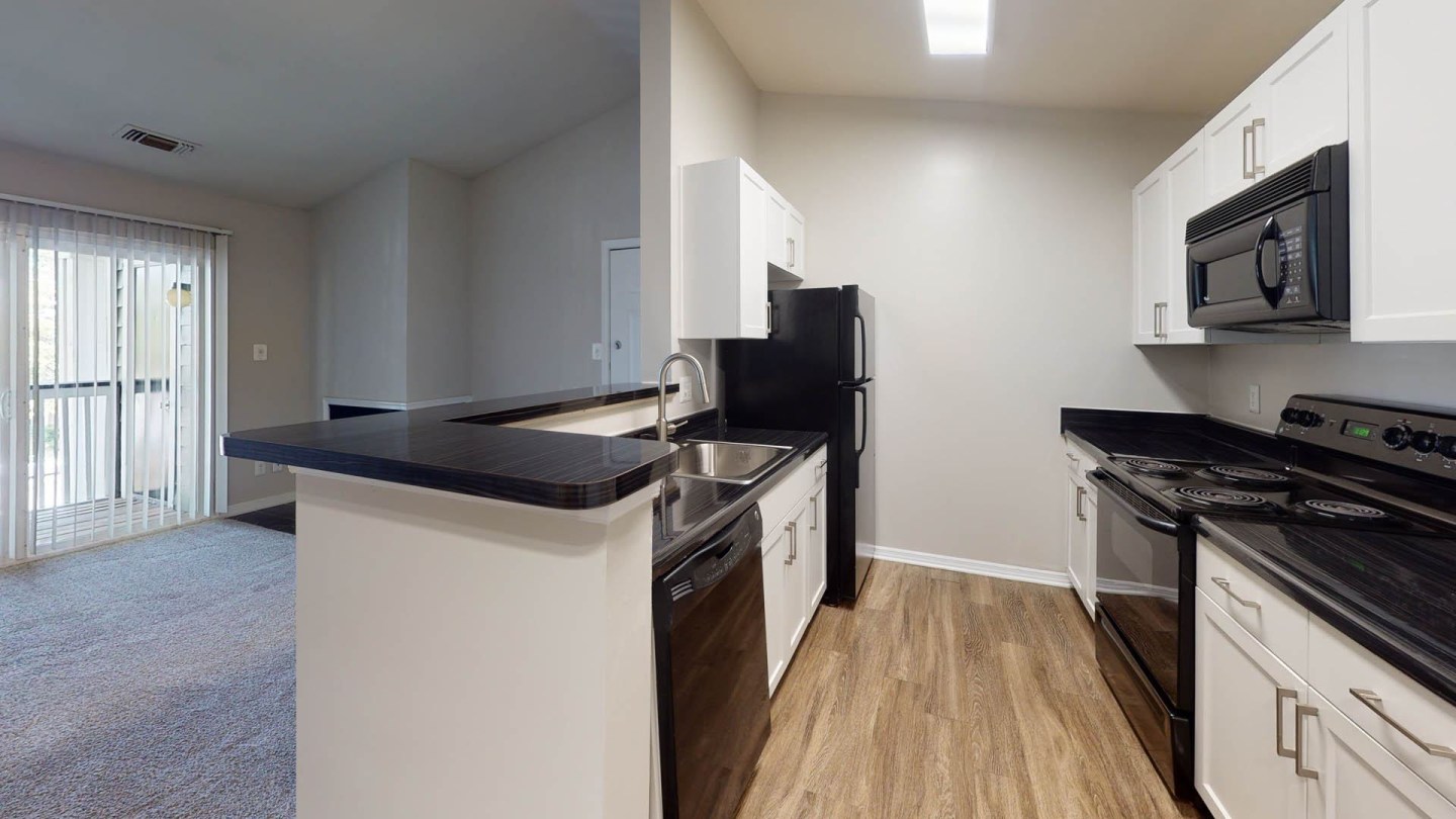 Montclair Apartments Image 12