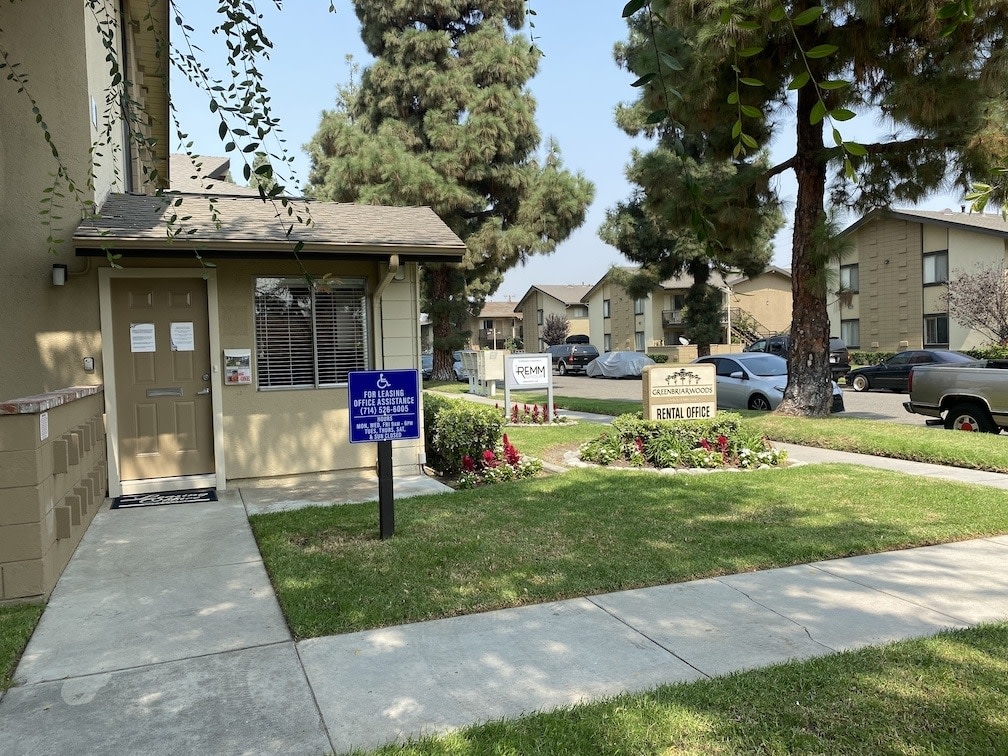 Greenbriar Woods Apartments Image 6