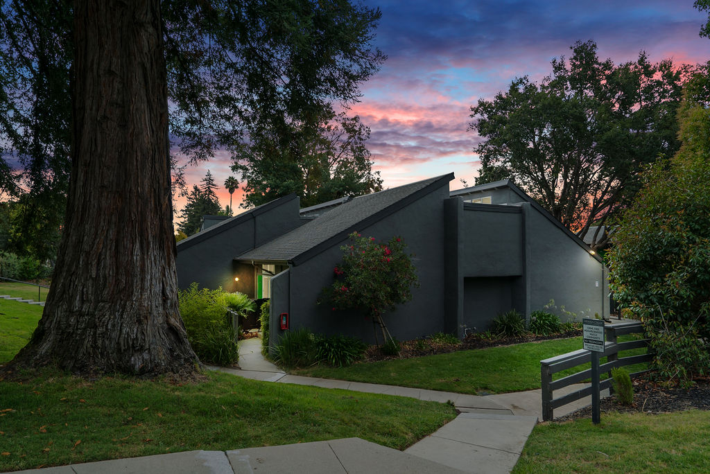 Hidden Creek Apartments Image 1