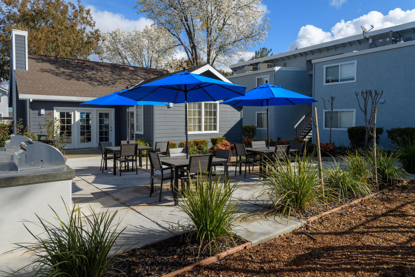 The Easton Apartments Image 1