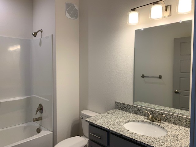 Backwater Cove Apartments Image 18