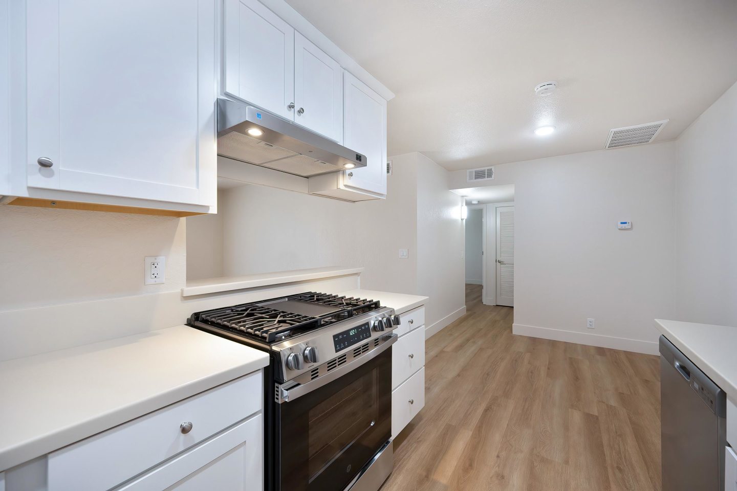 Brentwood Apartments Image 1