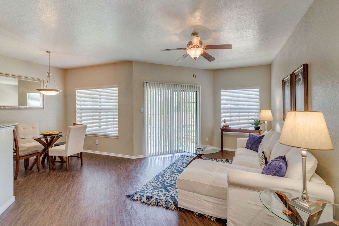 Regal Parc Apartment Homes Image 17