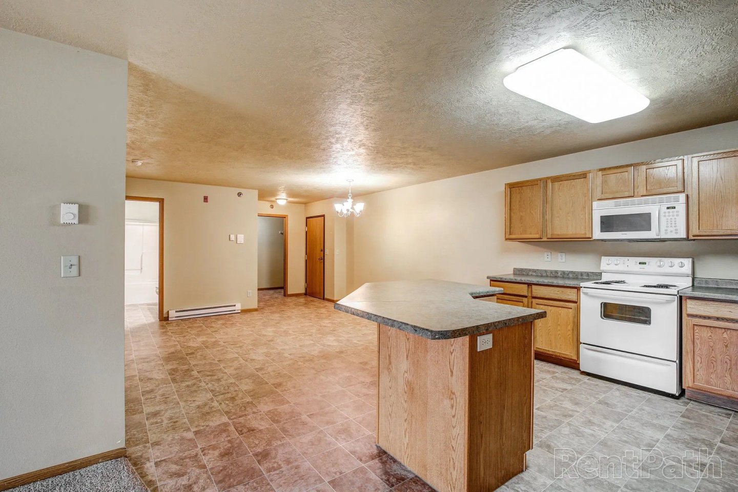 Hawk Pointe Apartments Image 7