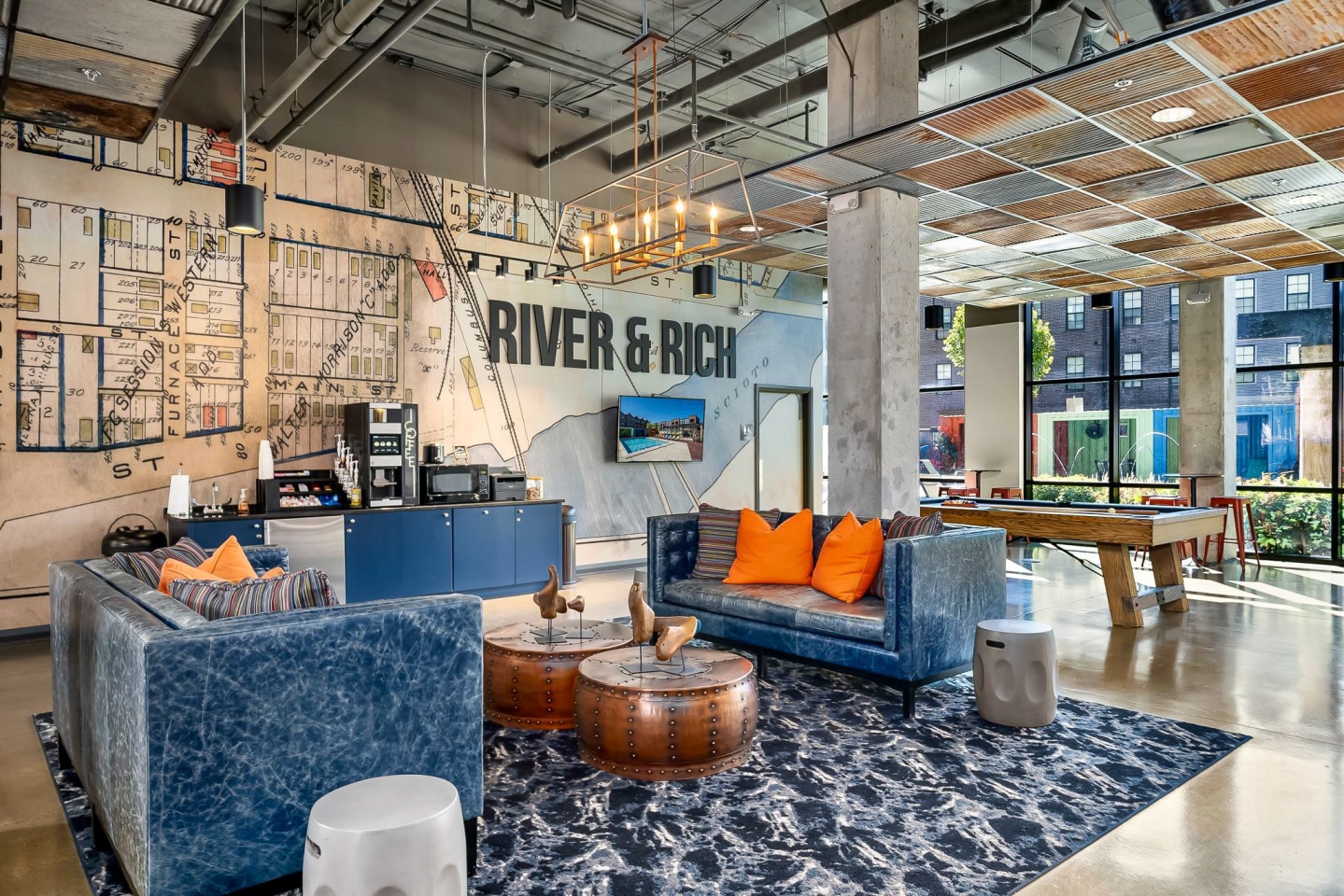 River & Rich Image 40