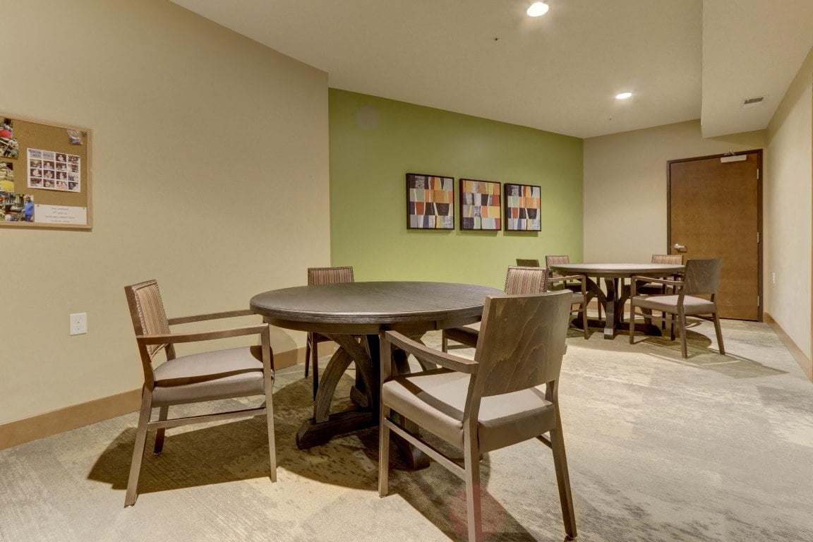 The Legends at Silver Lake Village 55+ Apartments - Senior Housing Image 17