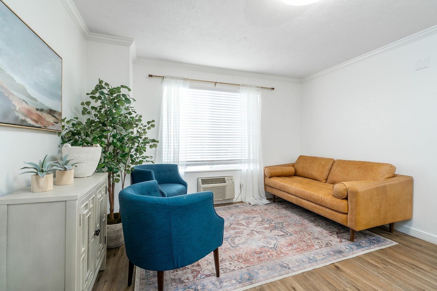 Cambridge Apartments Image 2