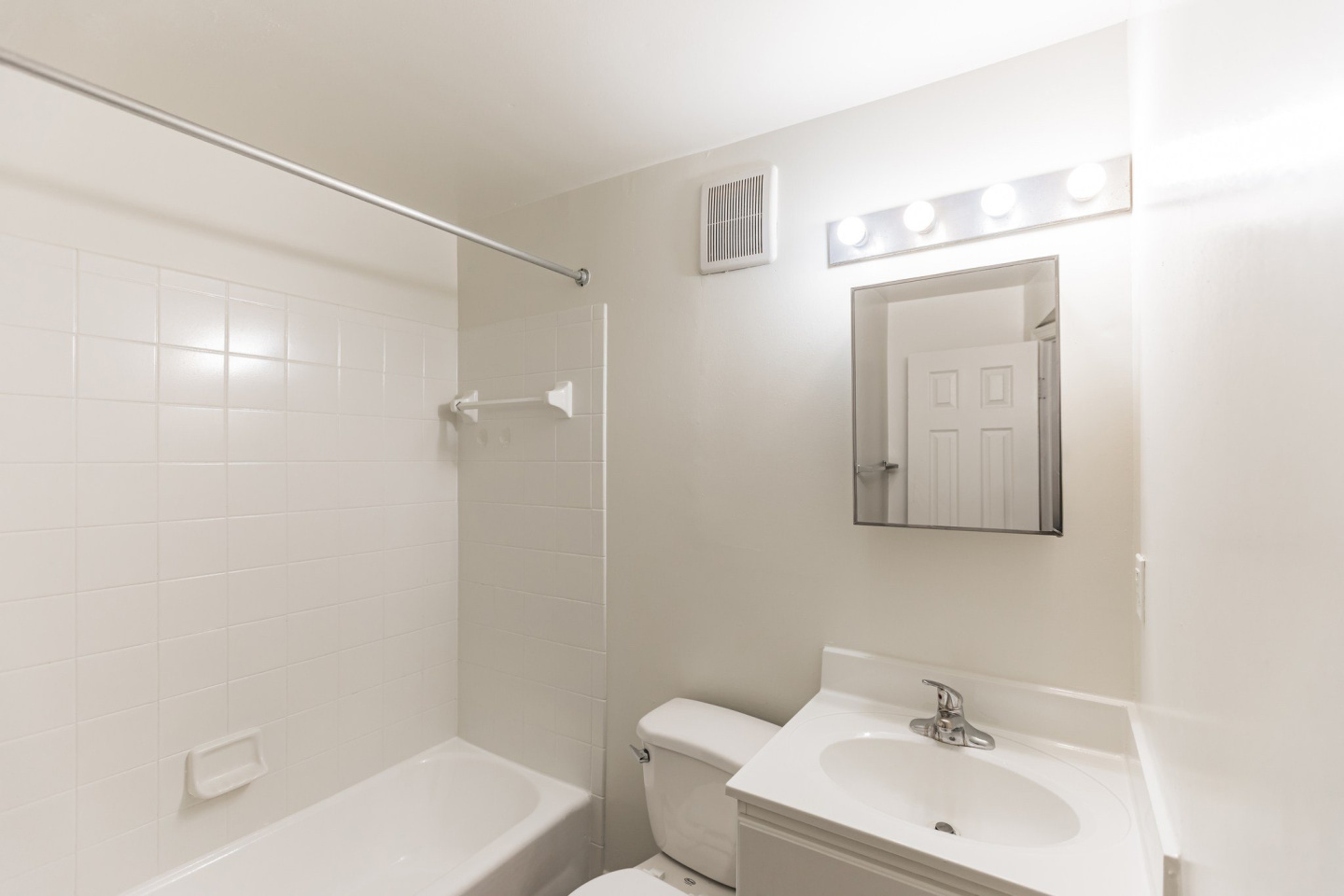 Affordable Housing - The Fields of Rockville Image 11