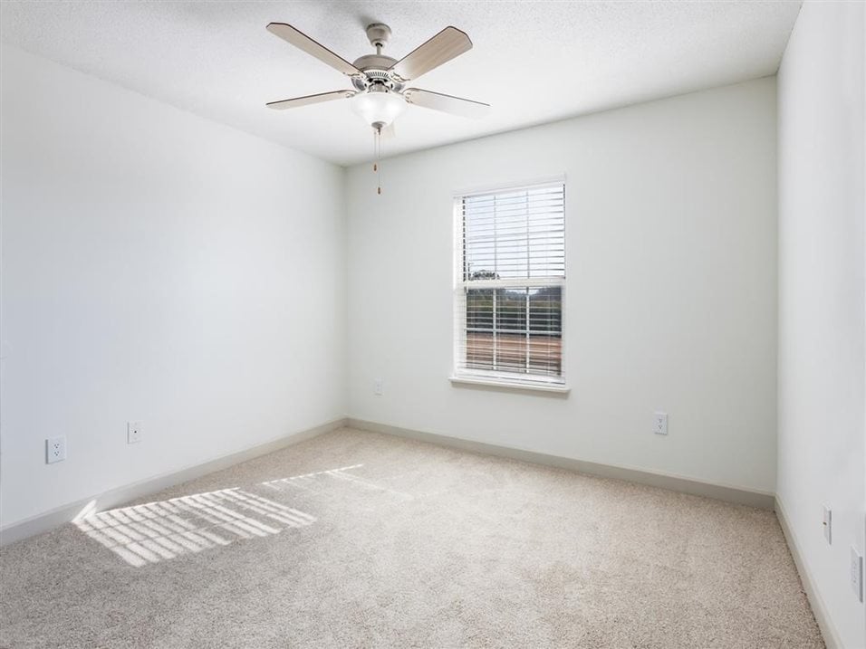 The Landing Apartment Homes Image 6